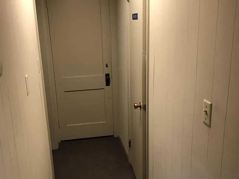 Lyndale 3244 - Comm — Photo 10