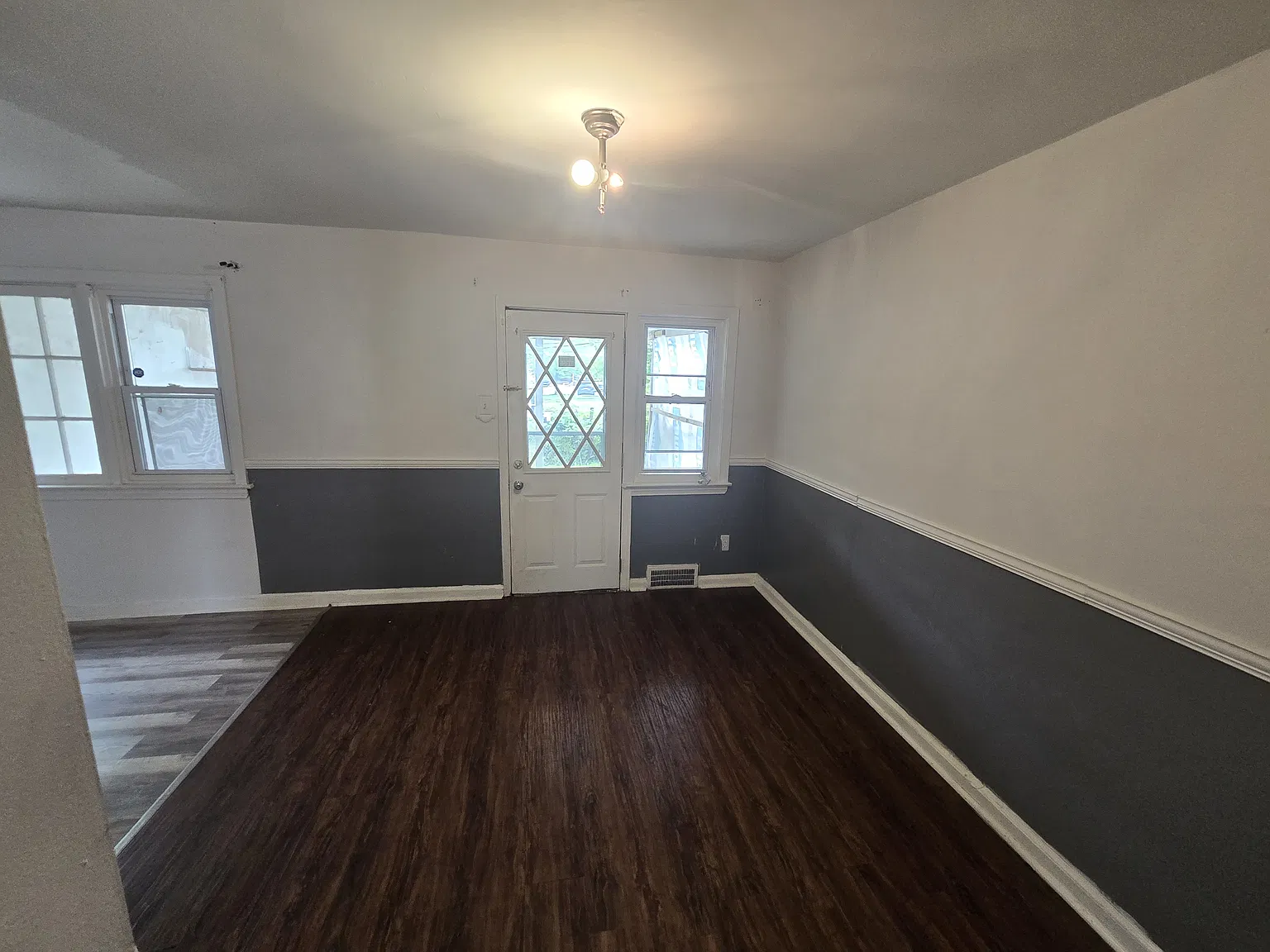 3 bed, 1196 sqft, $1,500 — Photo 2