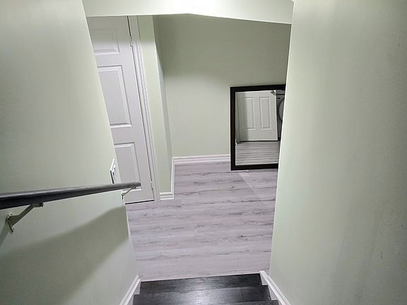 4th image of 396 Kirkham Dr #Basement