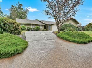 3774 SE Pipers Dr, Hillsboro, OR 97123