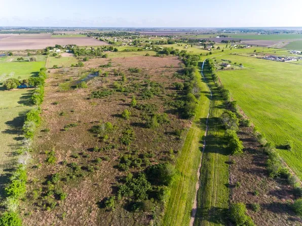 2301 Fm 360 Rd, Needville, TX 77461