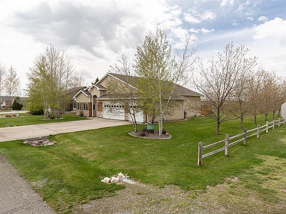 2nd image of 69 Charolais St