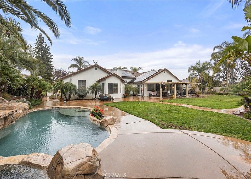 1st image of 2885 Citrocado Ranch St