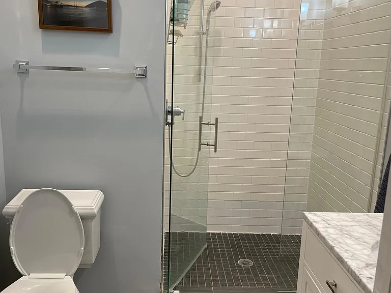 1752 N Sedgwick St #2 — Photo 8
