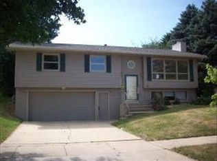 2620 26th St NW, Rochester, MN 55901