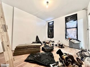 1067 Manhattan Ave APT 1, Brooklyn, NY 11222