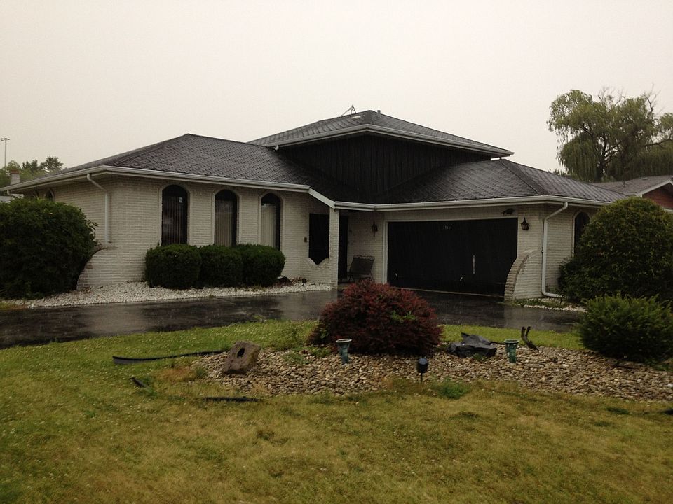 1st image of 17164 Cregier Ave