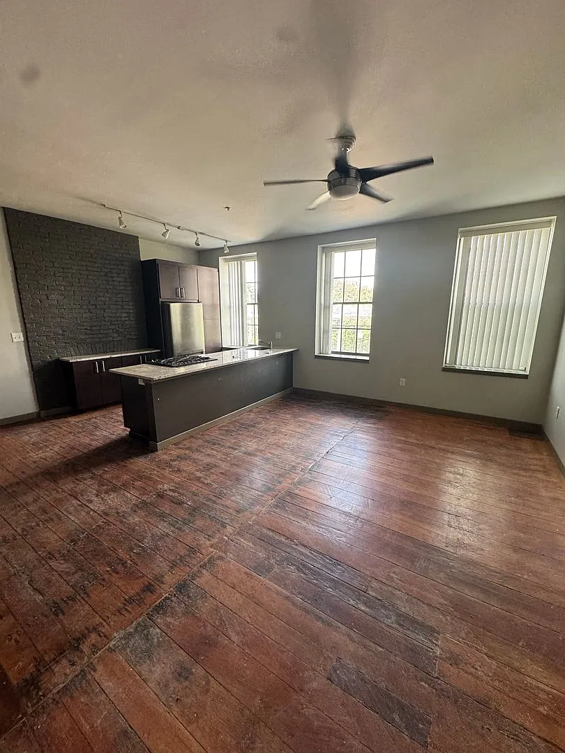 336 Saint Paul Street — Photo 1