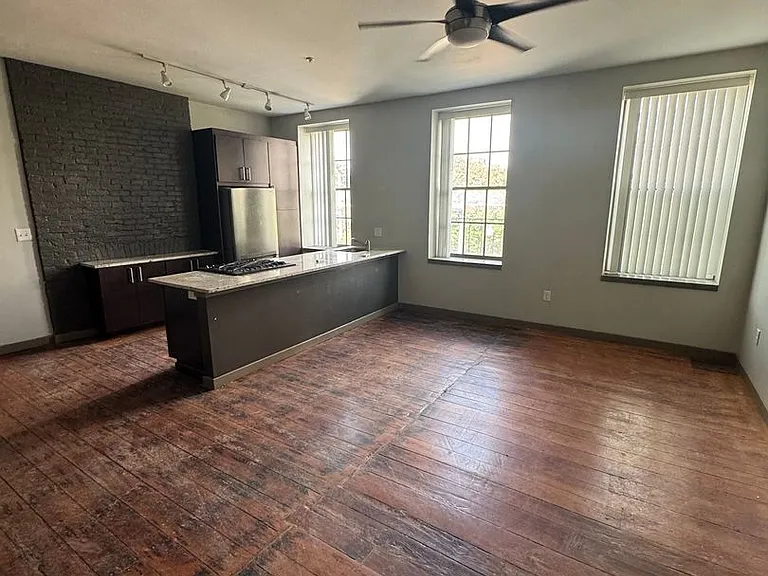 336 Saint Paul St — Photo 1