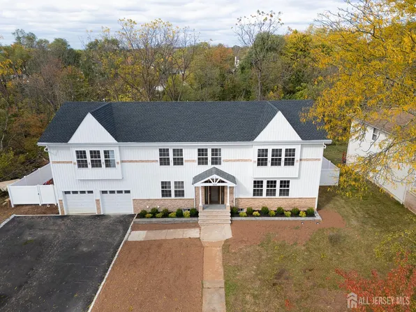 236 Highland Ave, Piscataway, NJ 08854