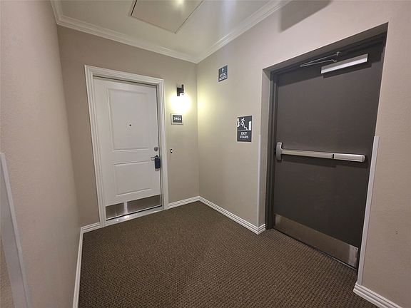 4th image of 1735 Wittington Pl #3402