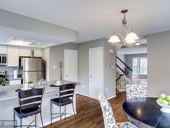 3rd image of 12844 Mill Brook Ct
