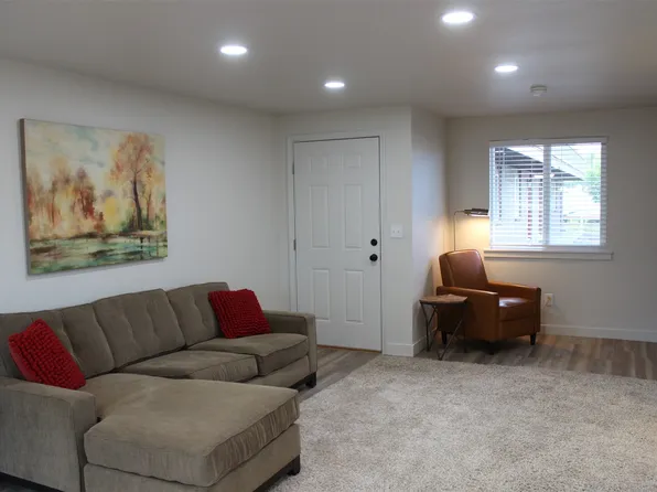 908 2nd St W APT 7, Polson, MT 59860