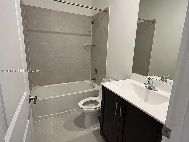 10124 SW 228th Ter — Photo 10