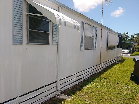 5th image of 1801 Valencia Dr