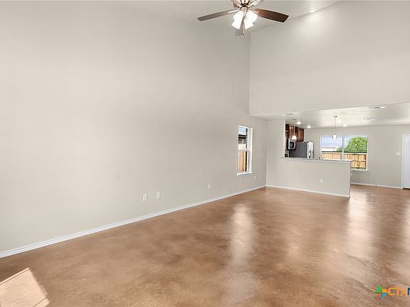 4th image of 1433 Lindsey Dr