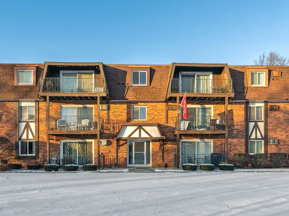 5723 129th St APT 2E, Crestwood, IL 60418