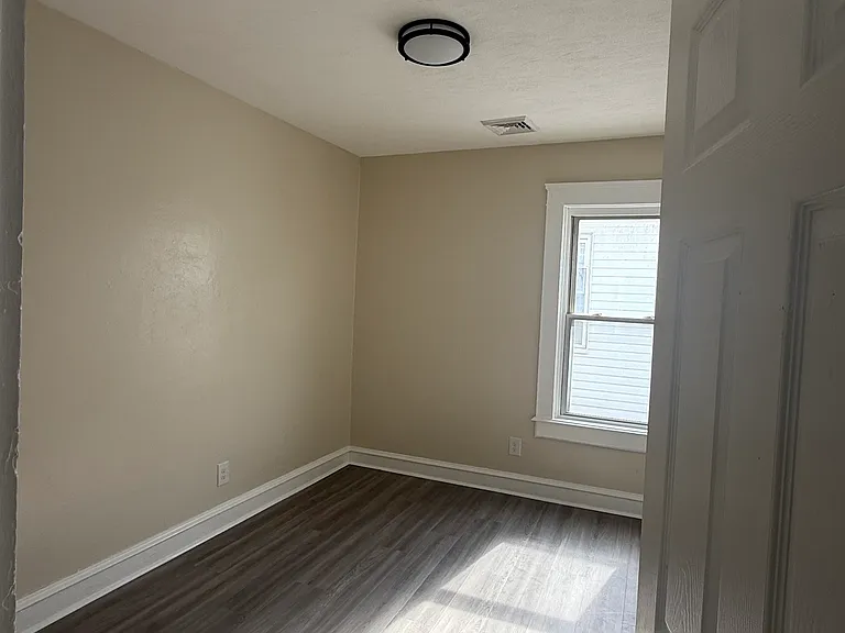 28 Magnolia St — Photo 21