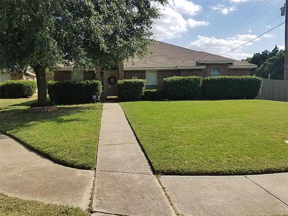 2nd image of 744 Dillard Cir