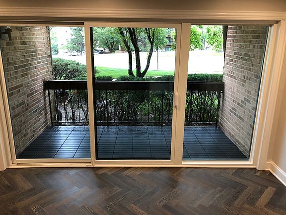 4th image of 714 Walnut Dr APT 104