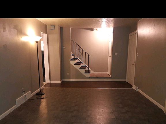 3rd image of 16216 Kollin Ave