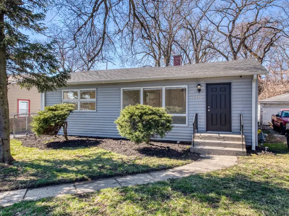 17322 S Lathrop Ave, Hazel Crest, IL 60429