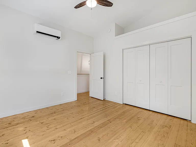 46 Greeley St — Photo 7