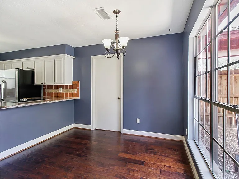 22418 Prince George St — Photo 22