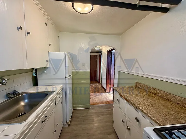415 E Kearney St #3 — Photo 7