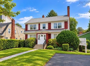 817 Tower Rd #5791, Halifax, NS B3H 2Y1
