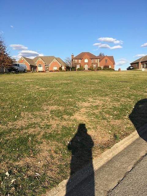 1st image of 102 Mary Todd Dr