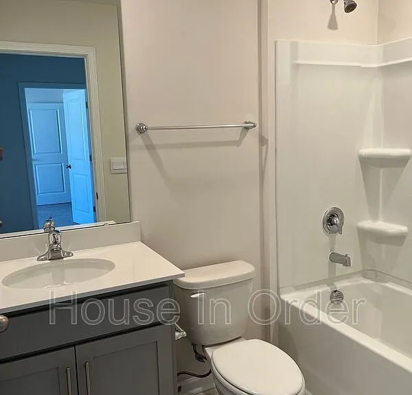 34 Malcolm Ct — Photo 10