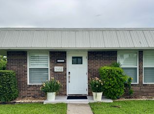 2856 Arbutus St #F1, Naples, FL 34112