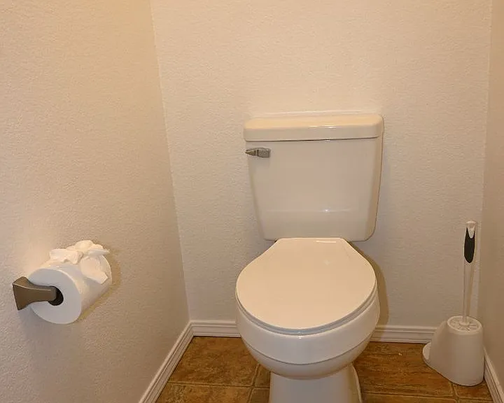 9142 Eastpointe Ct — Photo 21