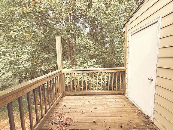 2nd image of 308 Reece Ave #E