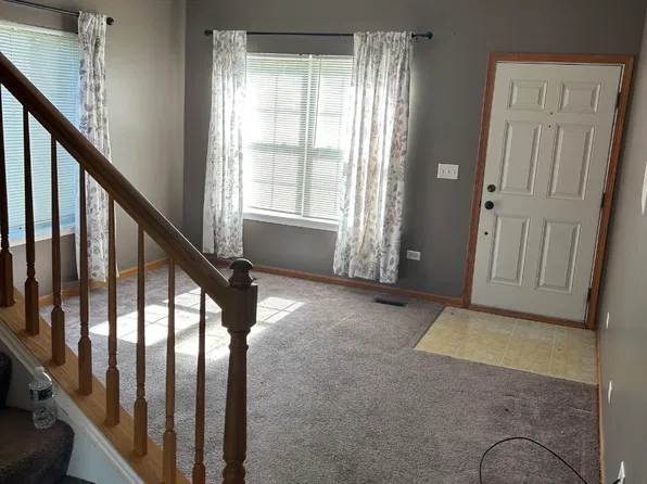 411 Waubonsee Dr #411, Plano, IL 60545
