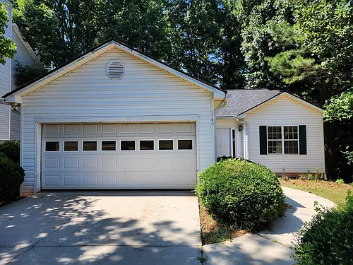 1140 Towne Square Ln #MAIN Photo 1