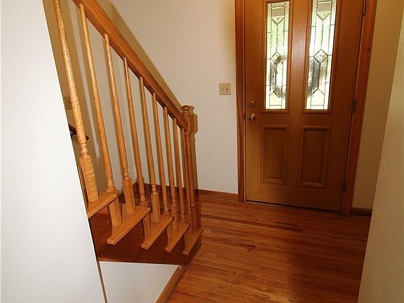 4th image of 2329 Venloe Dr