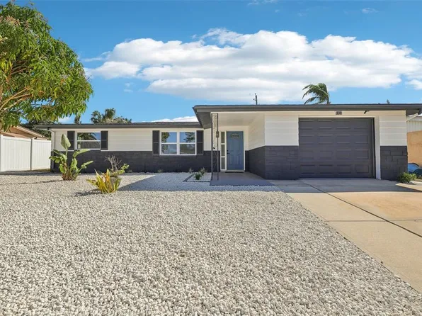 4900 Colonnade Ave, Holiday, FL 34690