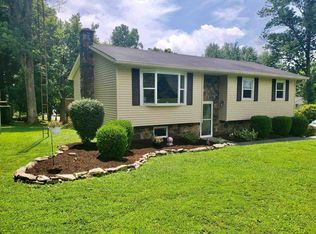 102 Indian Trails Ln, Bedford, IN 47421