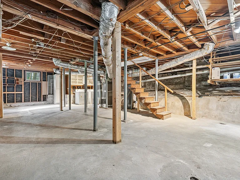 2867 Lookout Pl NE — Photo 31