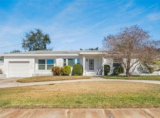 5599 49th Ave N, Kenneth City, FL 33709