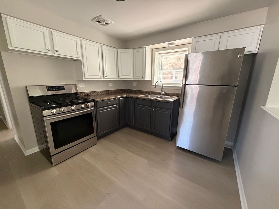 1st image of 1011 S 11th Ave