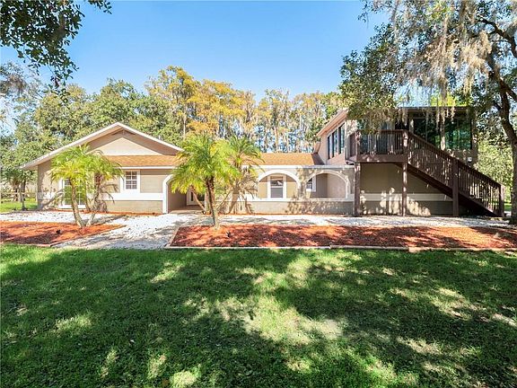 2nd image of 4845 Oriole Dr