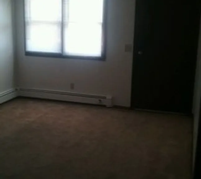 Stanley Flats — Photo 4