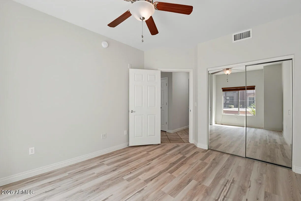 2 bed, 2.0 bath, 1468 sqft, $2,650 — Photo 4