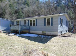 2024 Red Village Rd, Lyndonville, VT 05851