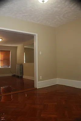 Rented by R New York | media 18