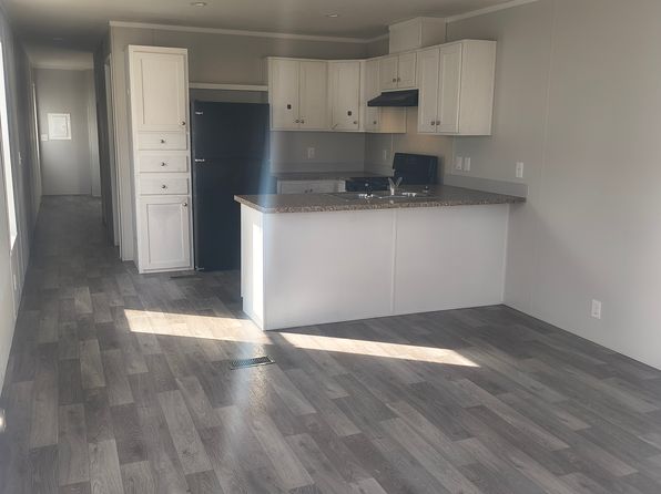 245 SE 29th St Lot D4