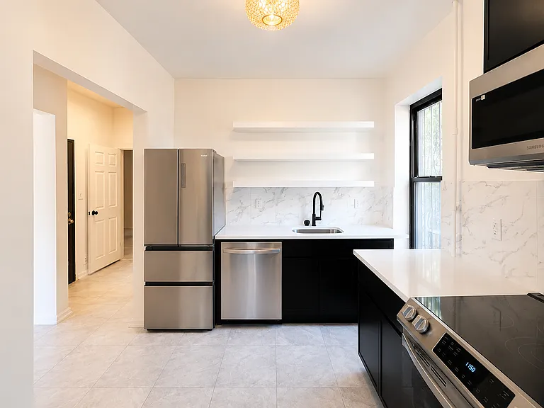 76 Kingston Ave #2 — Photo 4
